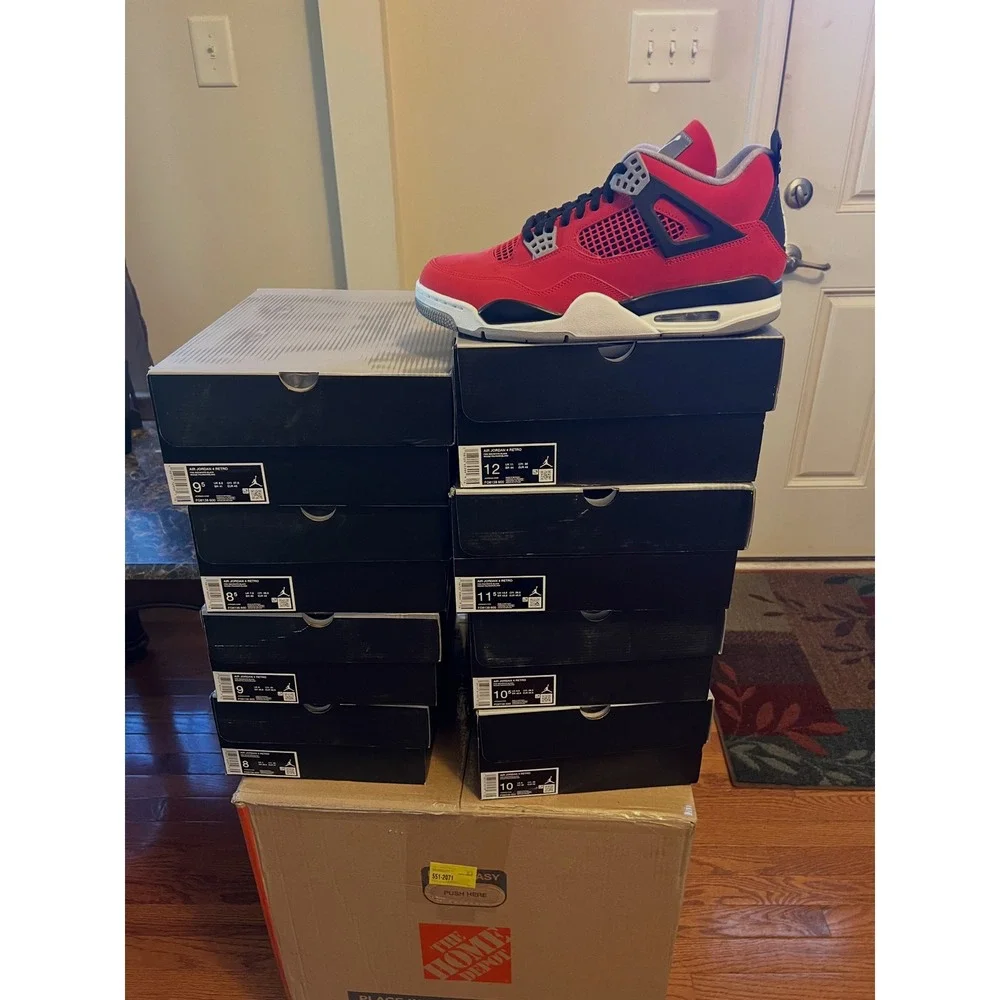 Jordan 4 Retro Toro Bravo Fire Red Black Cement Grey FQ8138-600 Size‎ 8-12